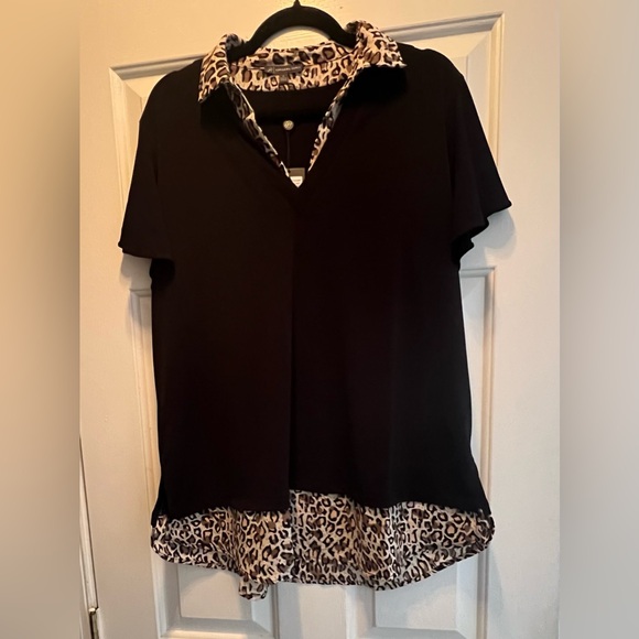 Adrianna Papell Tops - 🆕 Adrianna Papell Black and Leopard Print Blouse